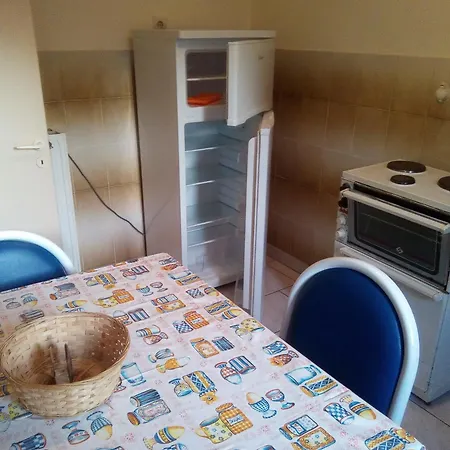 Dionisis Agia Efimia