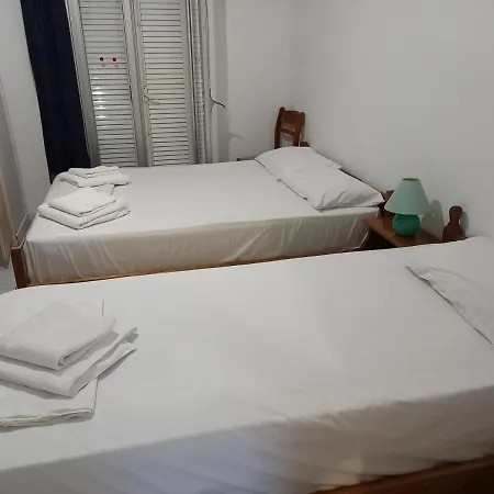 Hotel apartamentowy Dionisis Agia Efimia