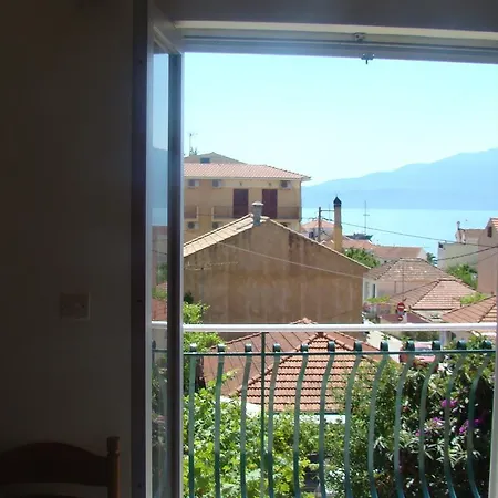 Hotel de apartamente Dionisis Agia Efimia