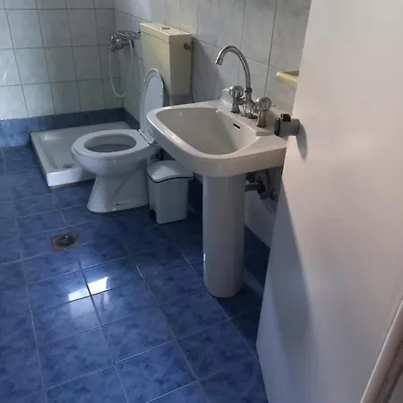 Dionisis Lägenhetshotell Agia Efimia